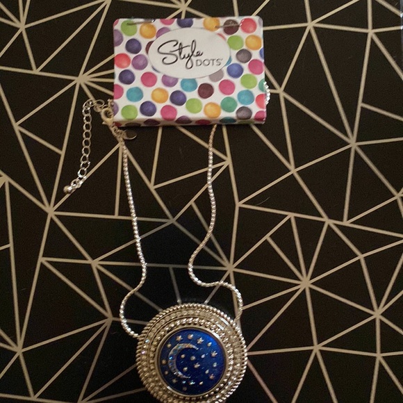 Style Dots Jewelry - Picture 3 of 3